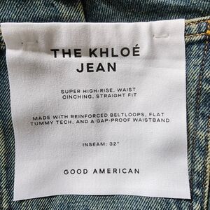 Good American Khloé Jean in Classic Blue